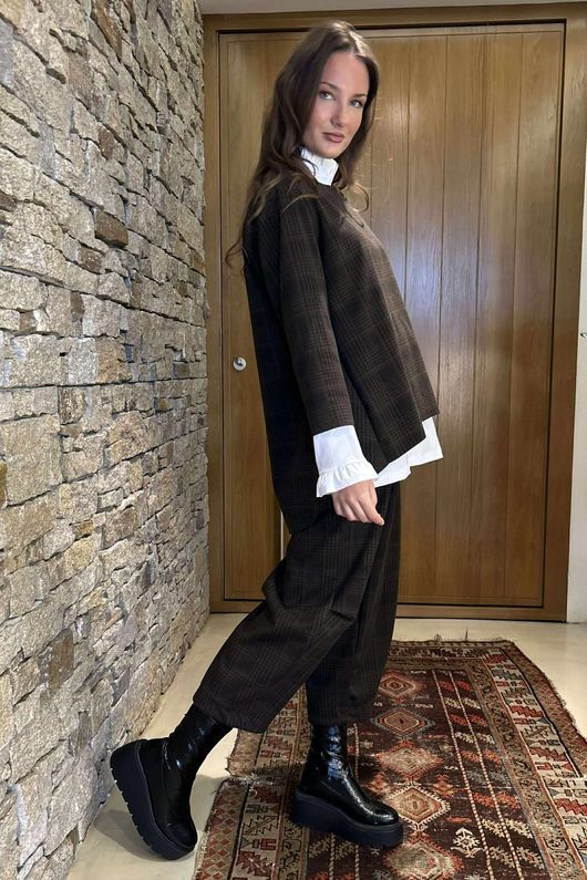 Highgrove Scuba Stretch Top Chocolate